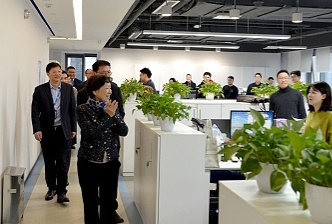 開工大吉！新春團拜鼓干勁  龍騰潮涌開新局—海企技術(shù)公司開展2024年新年團拜活動 